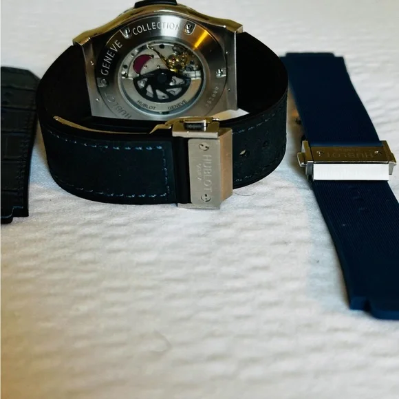 Hublot Silver and Blue Watch with Extra Straps - Picture 4 of 4